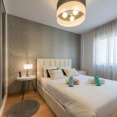 Guestready - Silver Engine Balcony Apartment