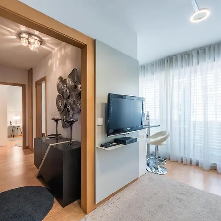 Apartamento Guestready - Silver Engine Balcony Oporto
